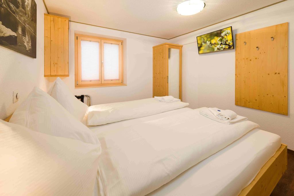 Azapartments Lunic Apartment *